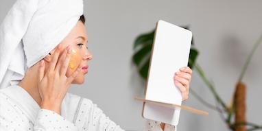 مراقبت از پوست به صورت روزانه؛ راهنمای علمی و کامل روتین پوستی و محصولات ضروری